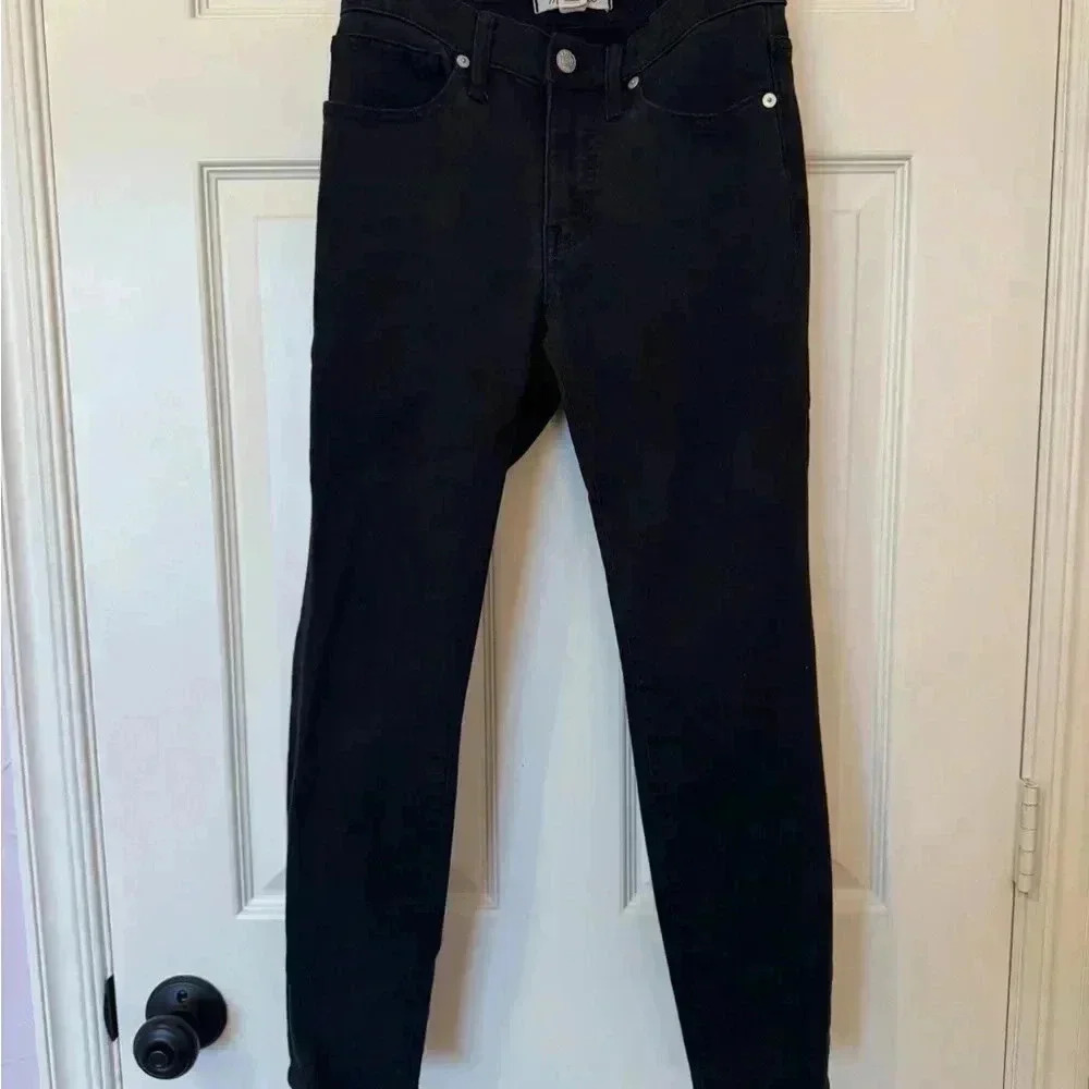 EUC Madewell Mid-Rise Skinny black jeans size 25P